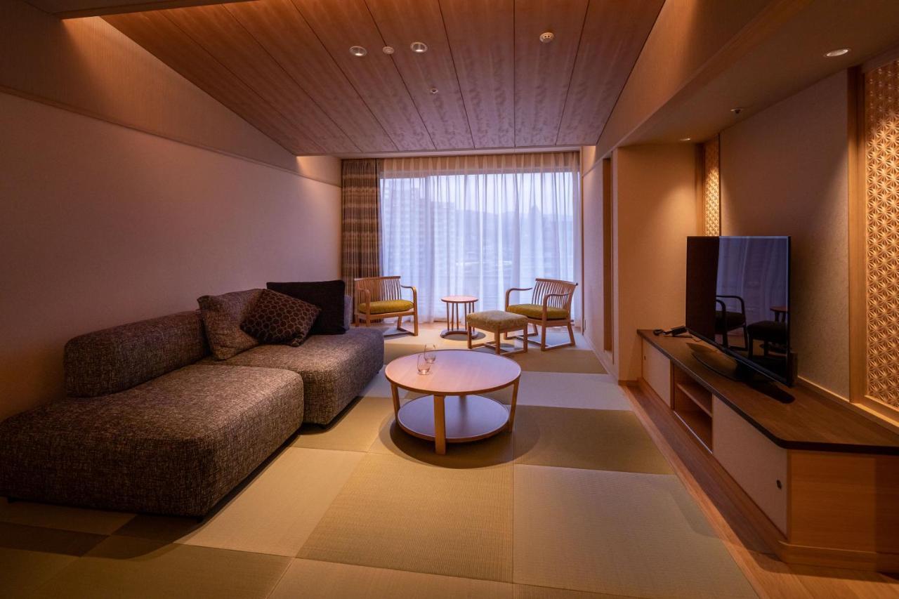 Hotel Wakamizu Takarazuka Exterior foto